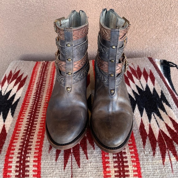 FREEBIRD by Steven Roper Booties - Picture 3 of 9